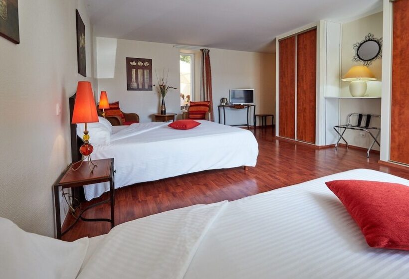 Номер Стандарт Трехместный, Résidence De L Hostréière