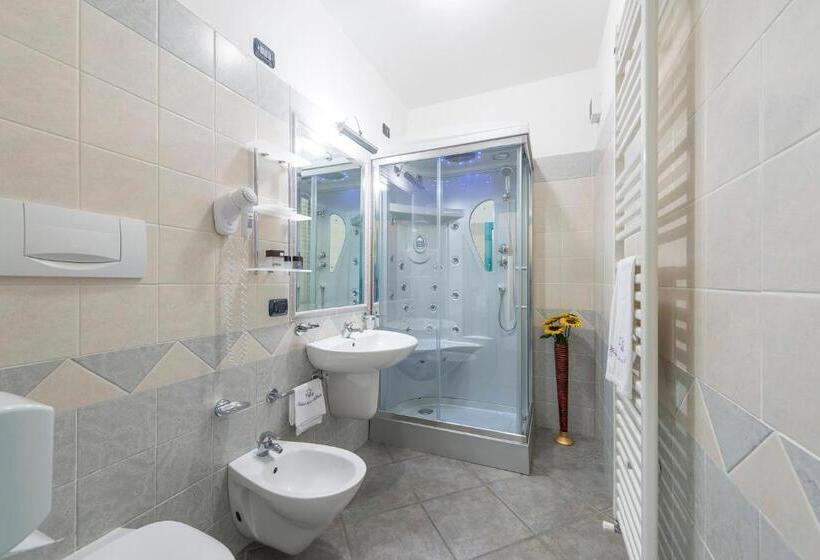 주니어 스위트, Don Luis