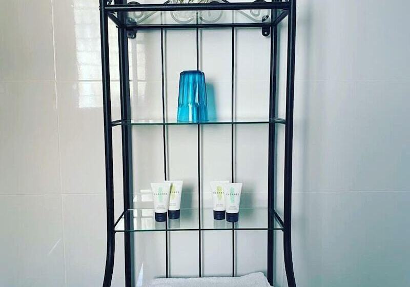 Habitación Superior con Balcón, Eden