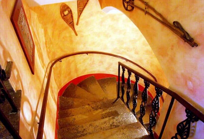 スタンダードルーム, George