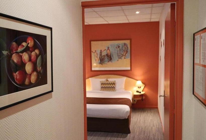 Номер Стандарт, Logis Hôtel Des Oliviers