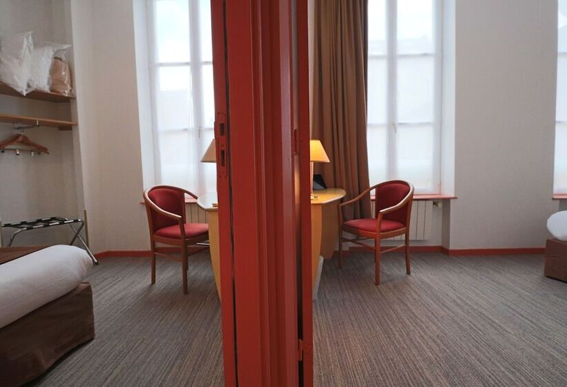 Семейный Номер, Logis Hôtel Des Oliviers