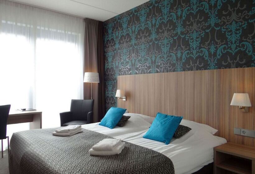 חדר סטנדרט, Martini