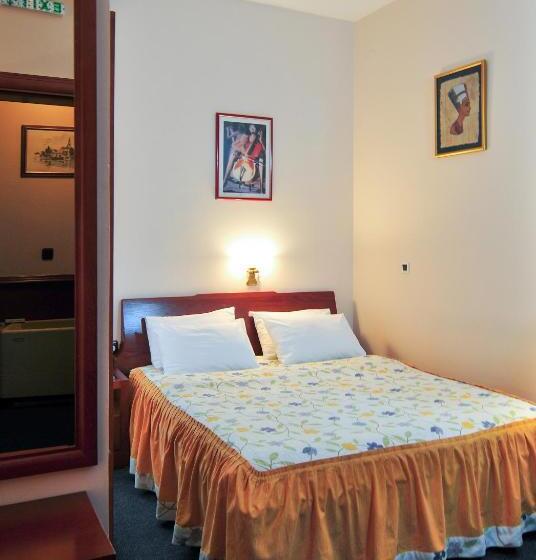 اتاق استاندارد, Montenegrino