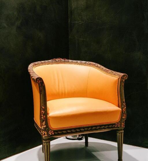 סוויטת סניור, Murtenhof & Krone