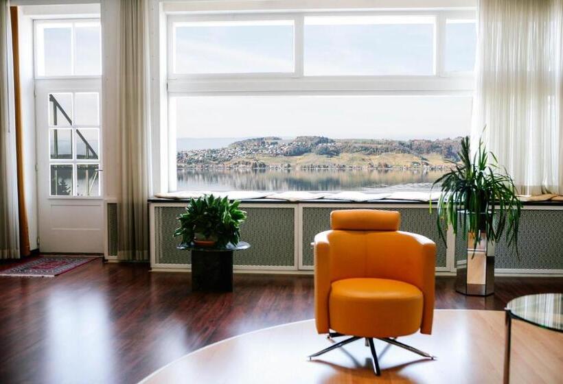 סוויטת סניור, Murtenhof & Krone