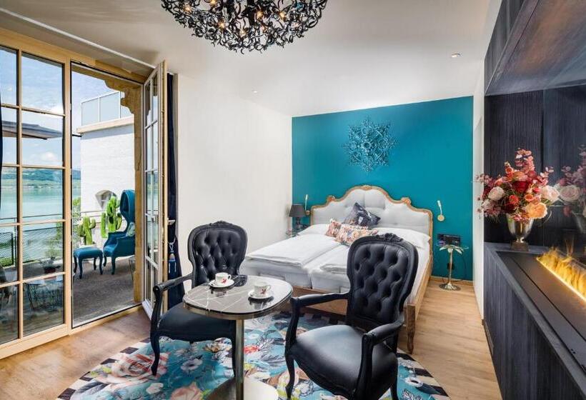 סוויטה, Murtenhof & Krone