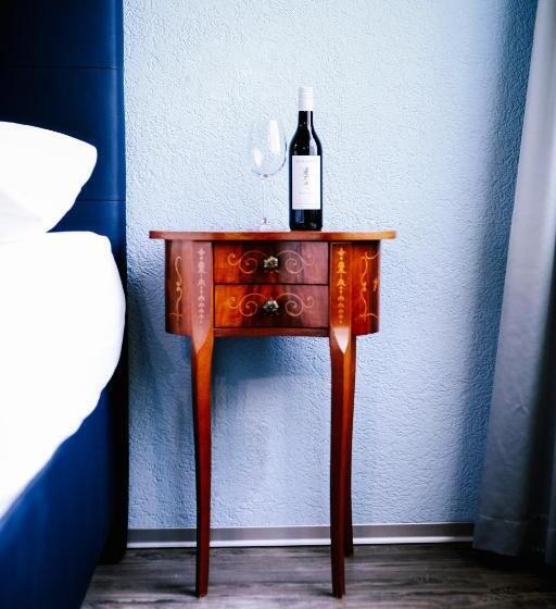 חדר סטנדרט נוף לאגם, Murtenhof & Krone