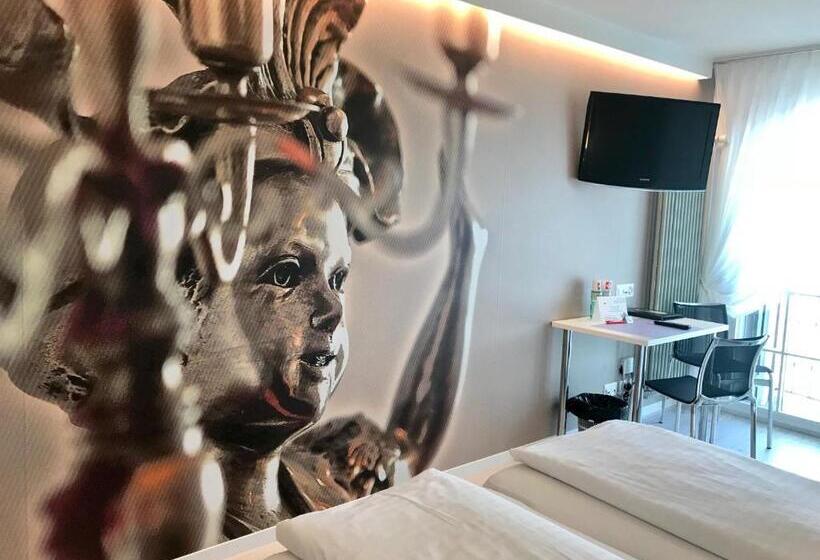 חדר סטנדרט נוף לאגם, Murtenhof & Krone