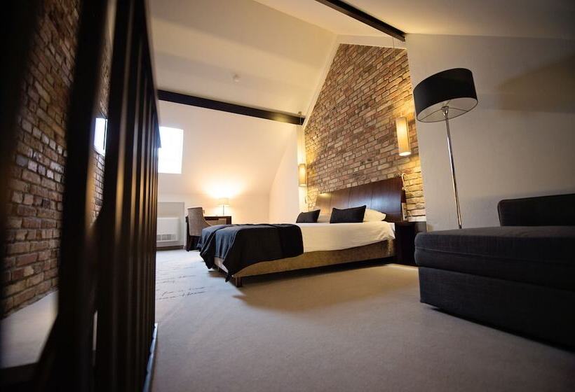 חדר סופריור, Remes