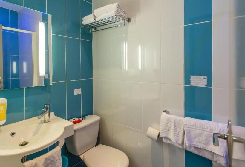 חדר קומפורט, The Originals Access, Hôtel Bourges Gare