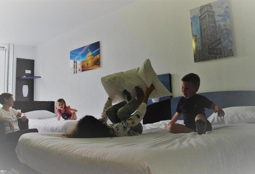 家庭间, The Originals Access, Hôtel Bourges Gare