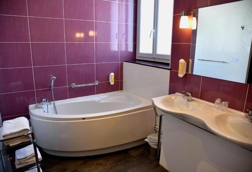 Quarto Prestige, The Originals Access, Hôtel Bourges Gare