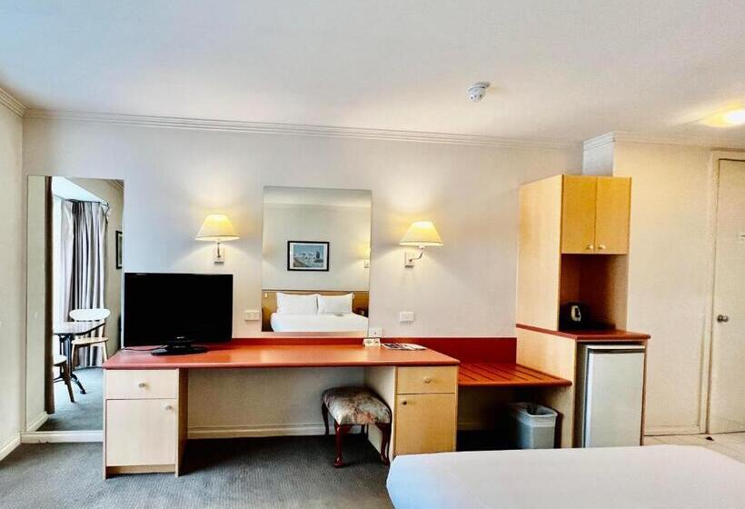 스탠다드 룸, The Waverley International