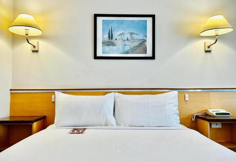 스탠다드 자쿠지 룸, The Waverley International