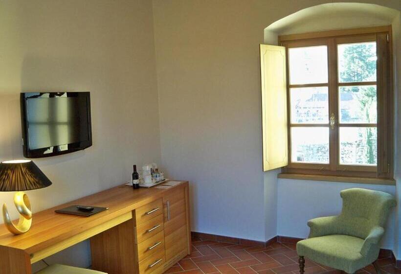 جناح, Relais Palazzo Lodron