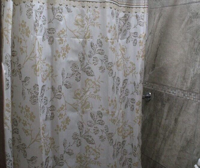 اتاق استاندارد سه نفره, Villa Angelo