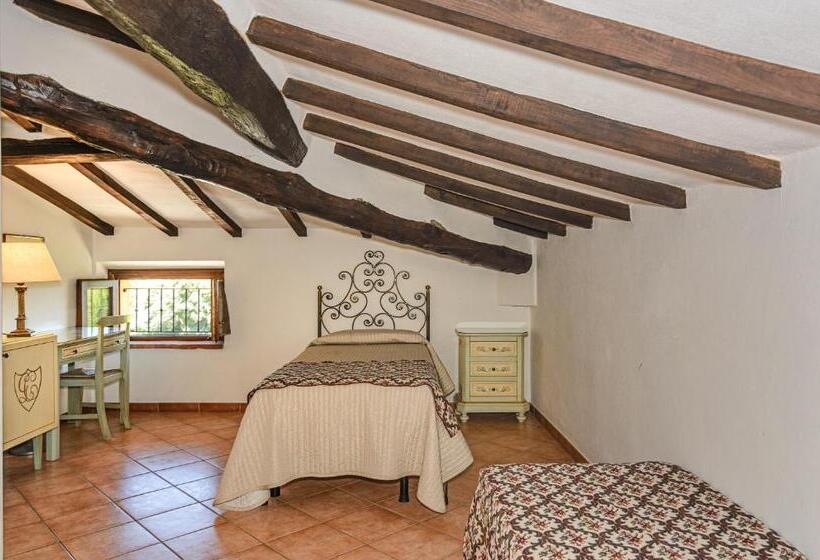 4 Bett Standardzimmer, Villa Cheli