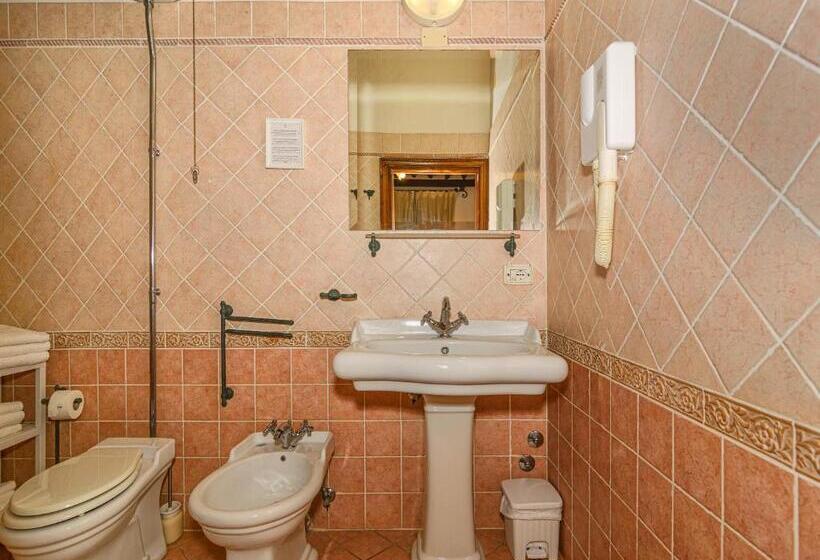 Chambre Triple Standard, Villa Cheli