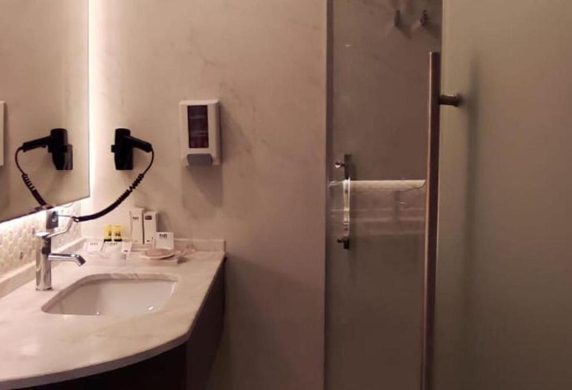Люкс, Tnr Otel & Spa