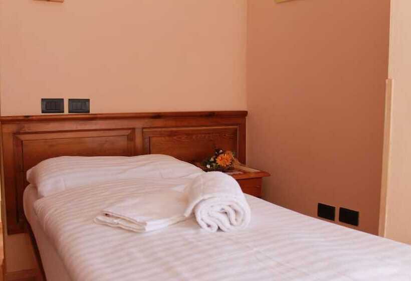 标准单人间, Biker Hotel Al Gallo Forcello