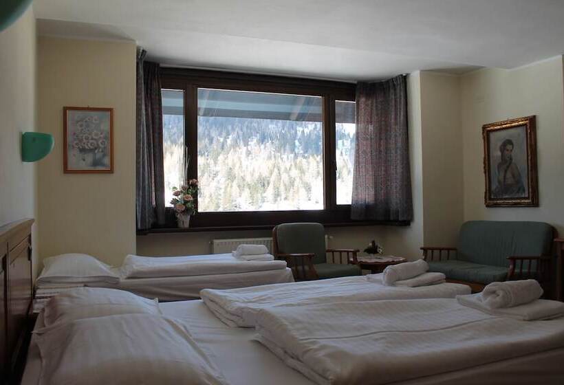 标准三人间, Biker Hotel Al Gallo Forcello