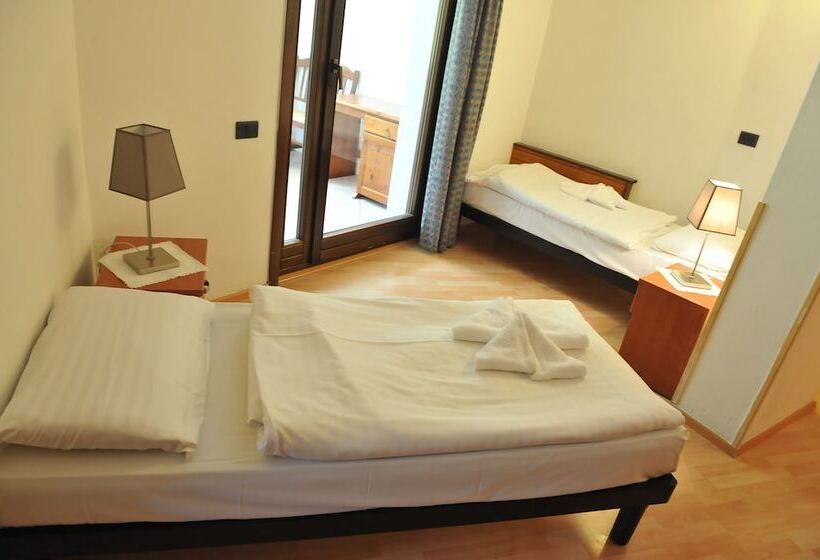 家庭间, Biker Hotel Al Gallo Forcello