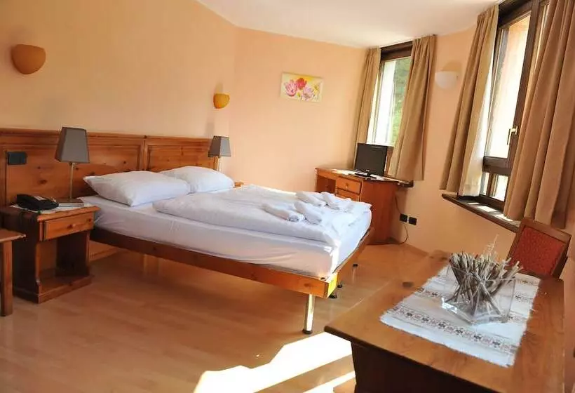 Perhehuone, Biker Hotel Al Gallo Forcello