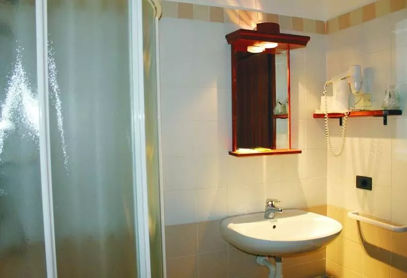 Standard Neljän Hengen Huone, Biker Hotel Al Gallo Forcello