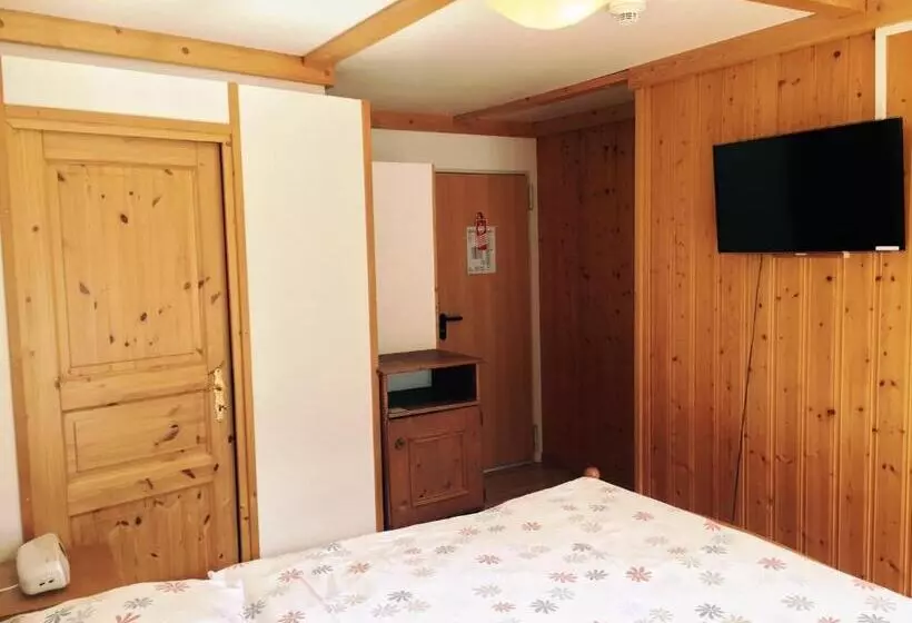 スタンダードシングルルーム, Chalet Hotel Adler Ag