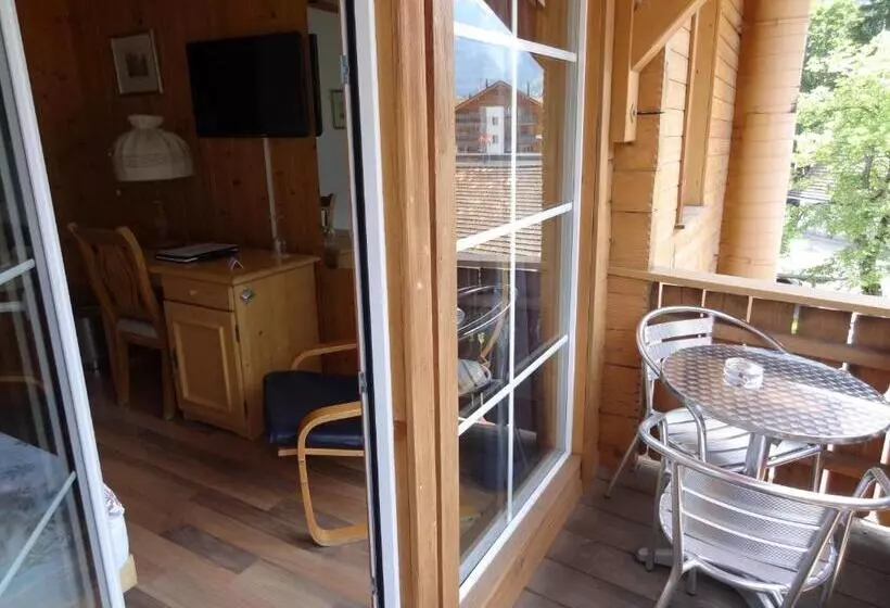 スタンダードシングルルーム, Chalet Hotel Adler Ag