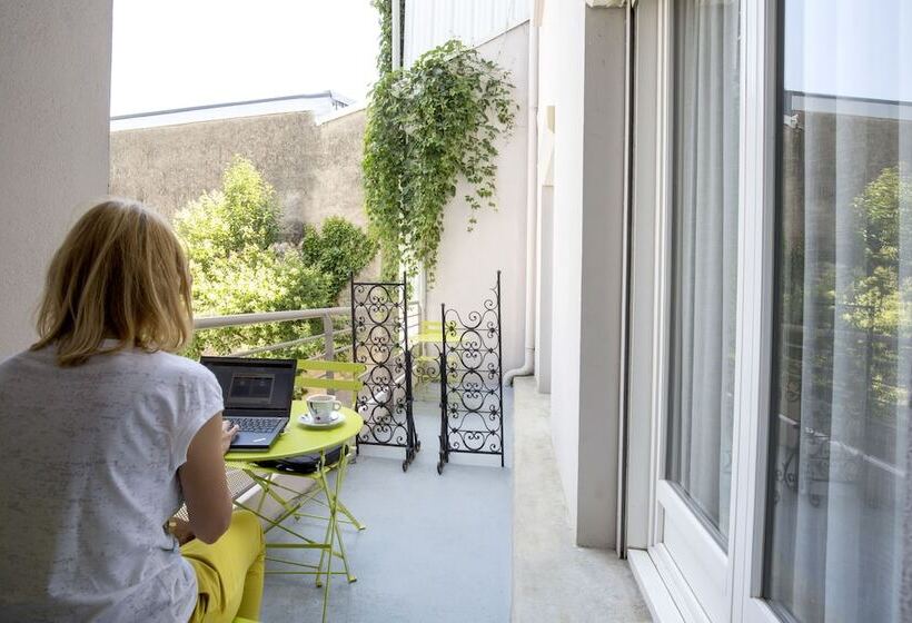 高级大房间, Cit Hotel De La Marne