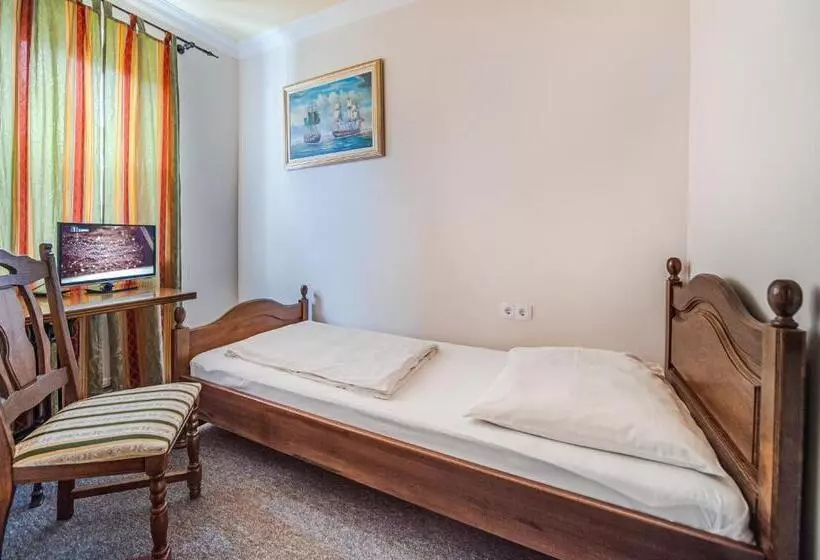 اتاق راحتی یک تخته, Garni Hotel Terano