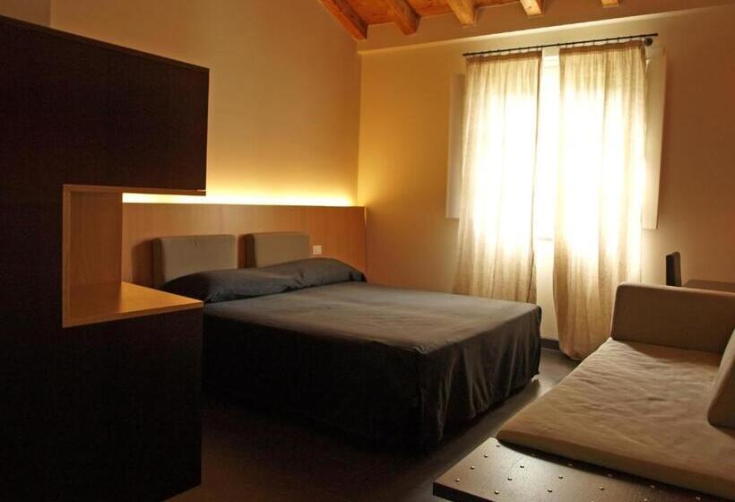 اتاق کلاسیک, Abetaia