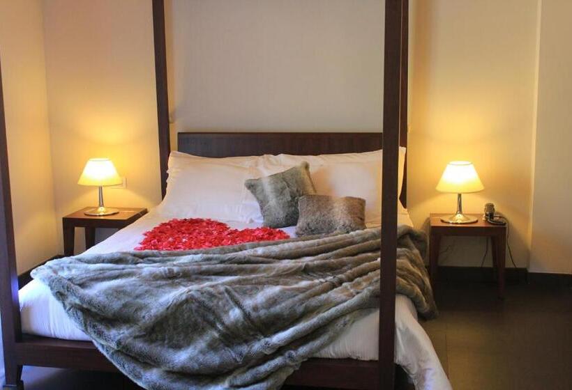 سوییت جونیور, Abetaia