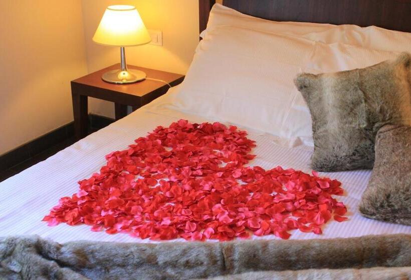 سوییت جونیور, Abetaia