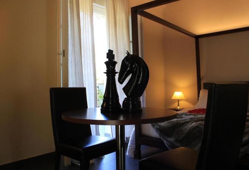 سوییت جونیور, Abetaia