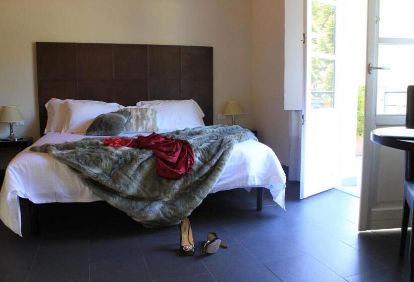 سوییت جونیور, Abetaia