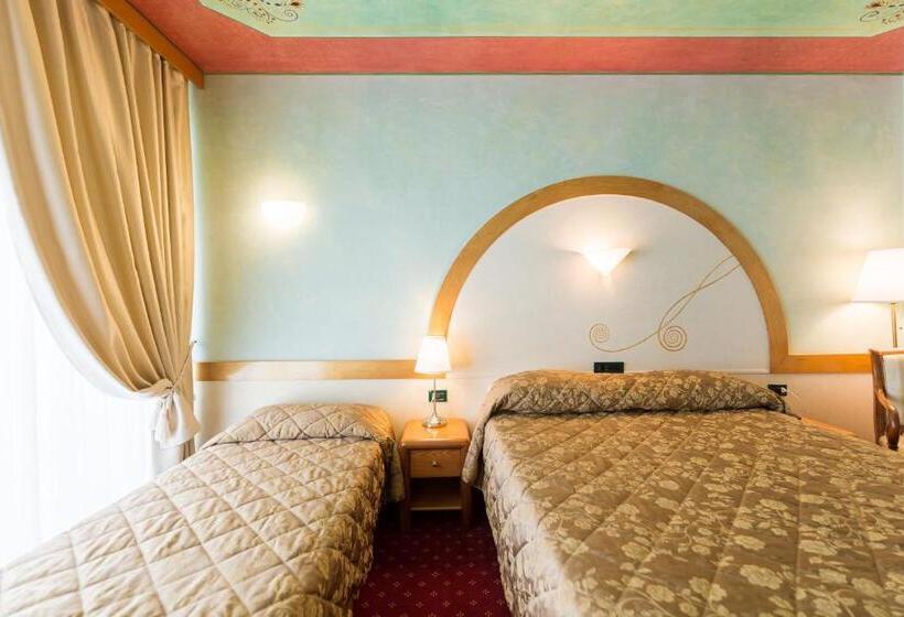 Трехместный Номер Superior, Aquila D Oro Desenzano