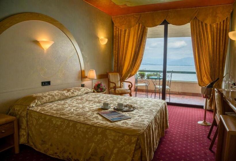 Superior room with lake view, Aquila D Oro Desenzano