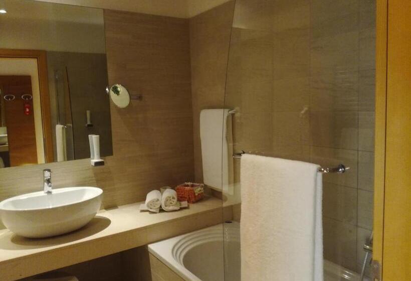 غرفة سوبيريور ثلاثية, Borgo Ronchetto