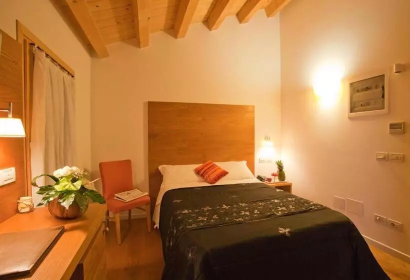 Habitació Economy, Borgo Ronchetto