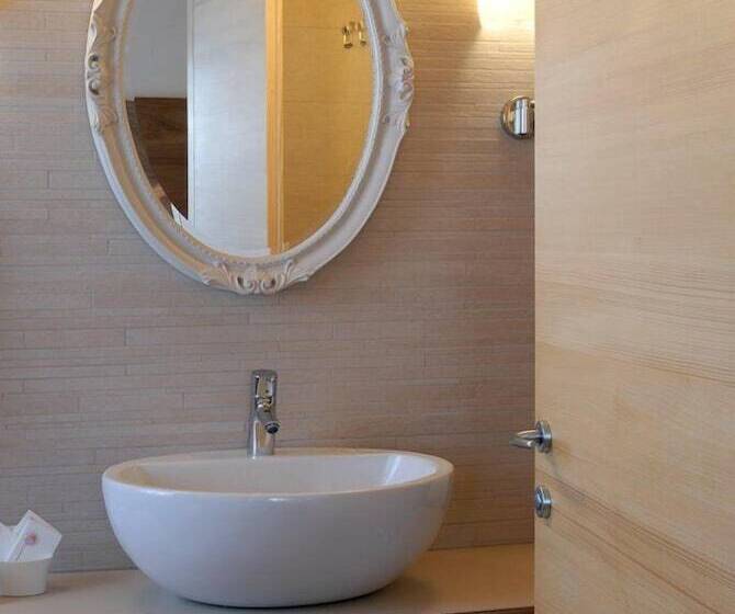 غرفة إقتصادية, Borgo Ronchetto