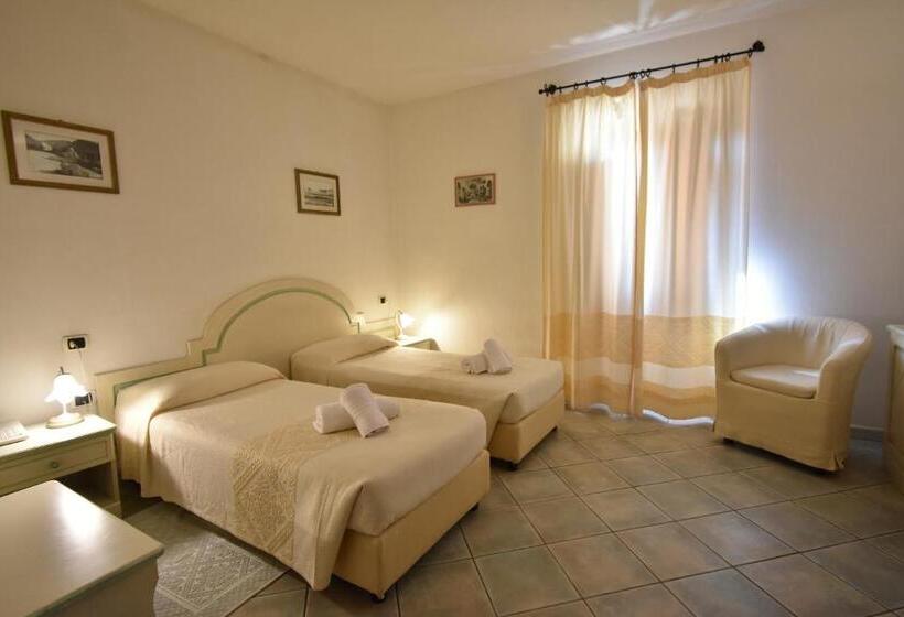 غرفة قياسية, Cavour