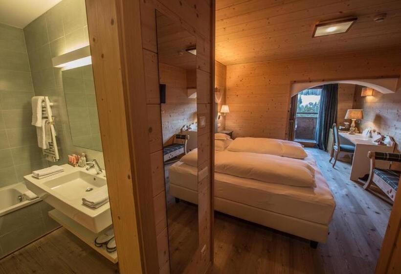 חדר סופריור, Ciasa Salares