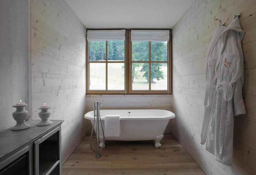 סוויטה דלוקס, Ciasa Salares