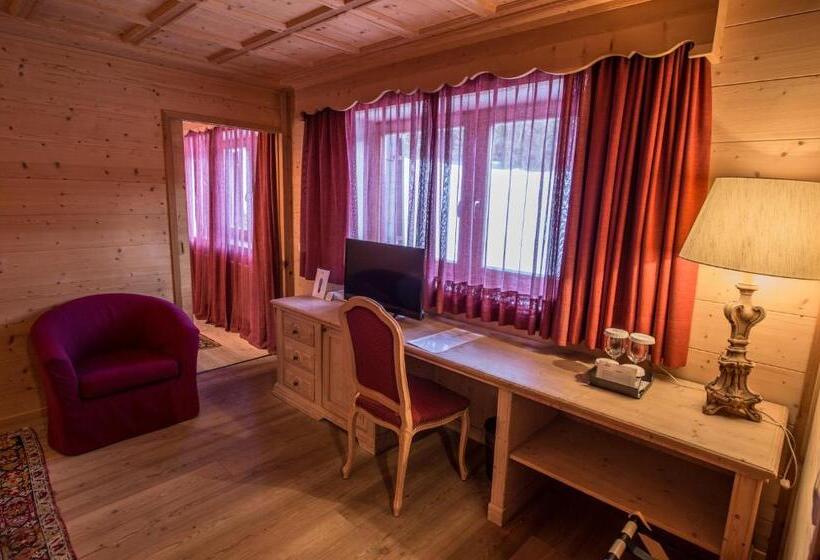 סוויטה דלוקס, Ciasa Salares