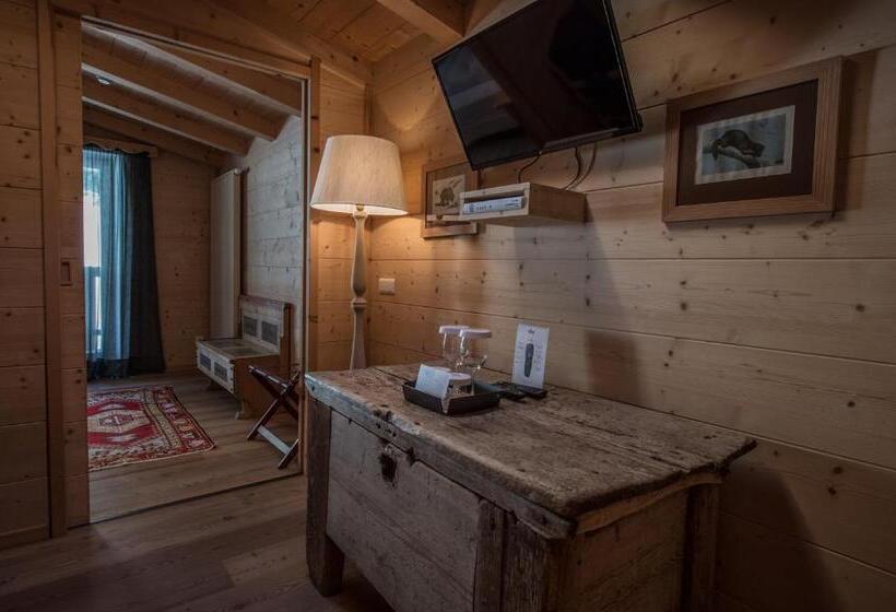 סוויטה דלוקס, Ciasa Salares