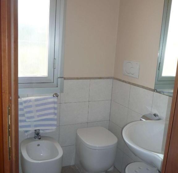 غرفة قياسية رباعية, Delle Mimose