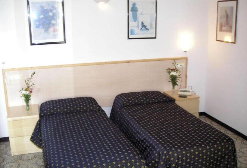 غرفة عادية خماسية, Delle Mimose